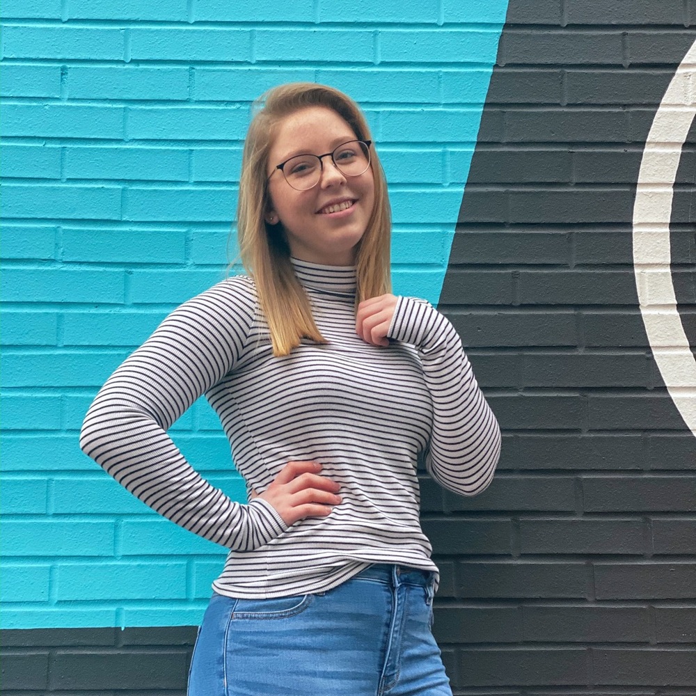 Meet your Posher, Caroline